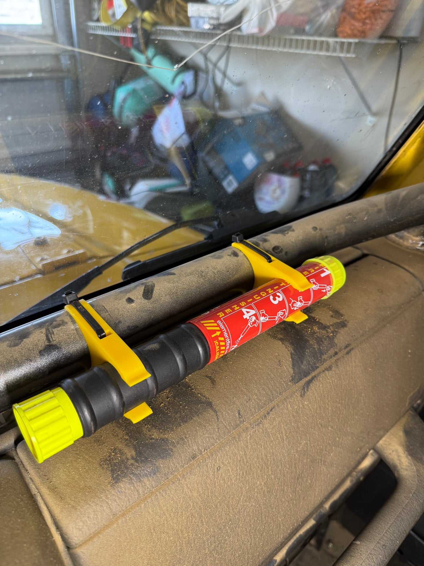 Element E50 Fire Extinguisher Roll Cage Mount